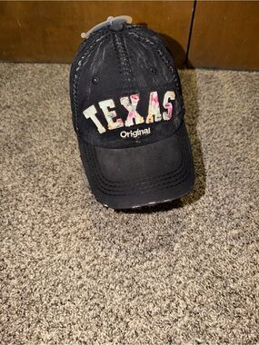 Original TEXAS Floral Accent Baseball Cap - Black
